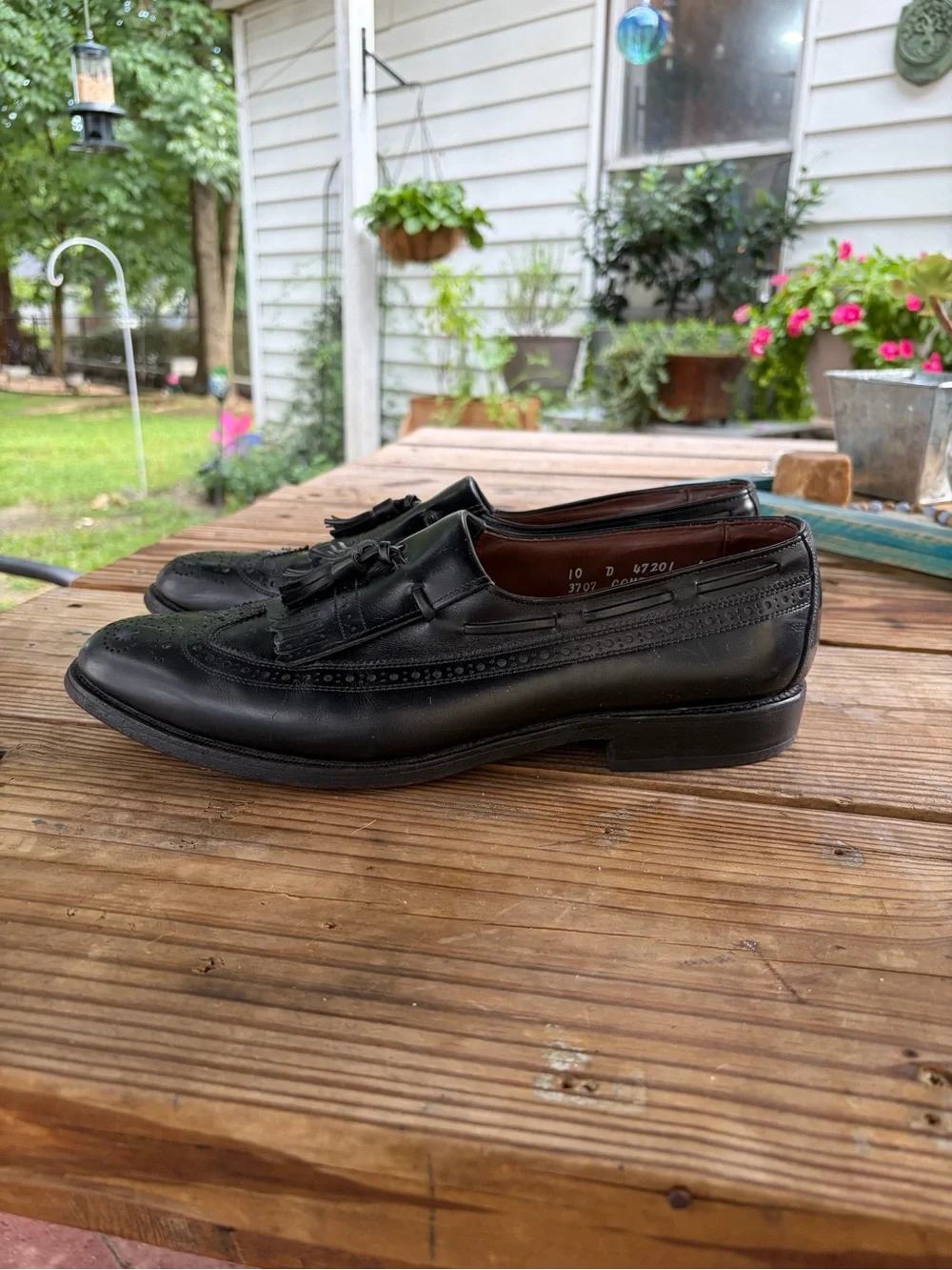 Allen Edmonds Arlington Mens 10D Black Leather Wingtip Tassel Kiltie Loafers USA